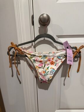 Target Floral Tie-Side Bikini Bottoms size Medium NWT